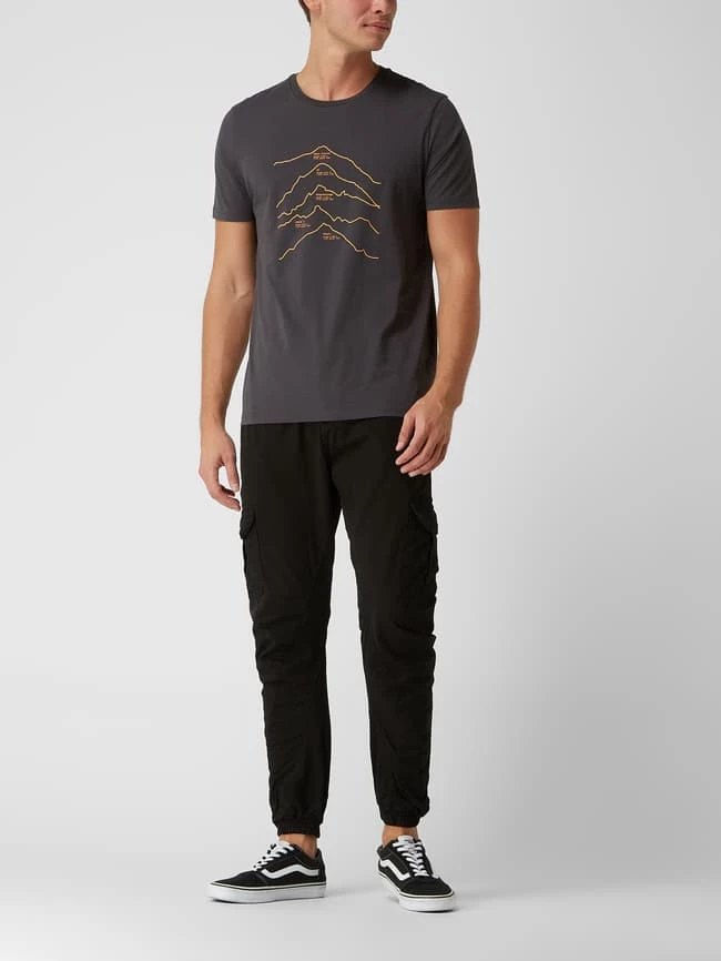 Armedangels T-Shirt Aus Bio-Baumwolle Modell 'Jaames' - Anthrazit 1 Armedangels T-Shirt Aus Bio-Baumwolle Modell 'Jaames' - Anthrazit