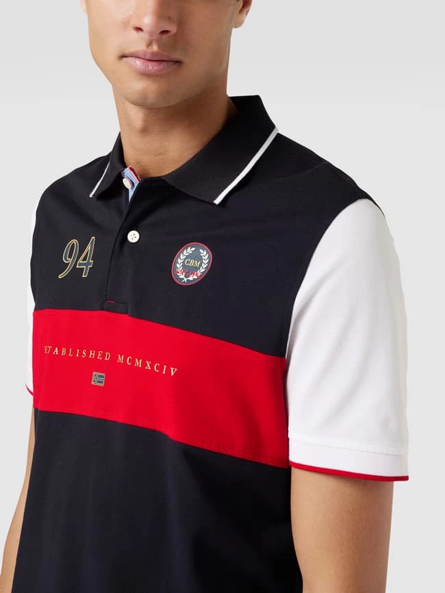 Christian Berg Men Poloshirt Mit Label-Prints - Marineblau 3 Christian Berg Men Poloshirt Mit Label-Prints - Marineblau – Bild 3