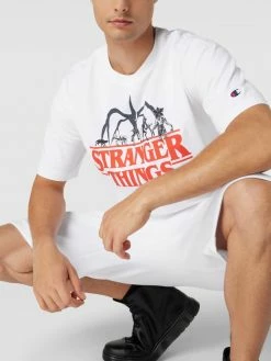 CHAMPION T-Shirt Mit Print - Champion X Stranger Things - Weiß -Ralph Lauren-Shop 6p14ce289183gcagacokogqja54k8iam84skqkif854jei9m8go4iea38t24gh2f692k8i9kada3ghqj6l3maor66spjgc3671imcp1k6dgj0oj16dijcdr16tj68cj56sq3gdg