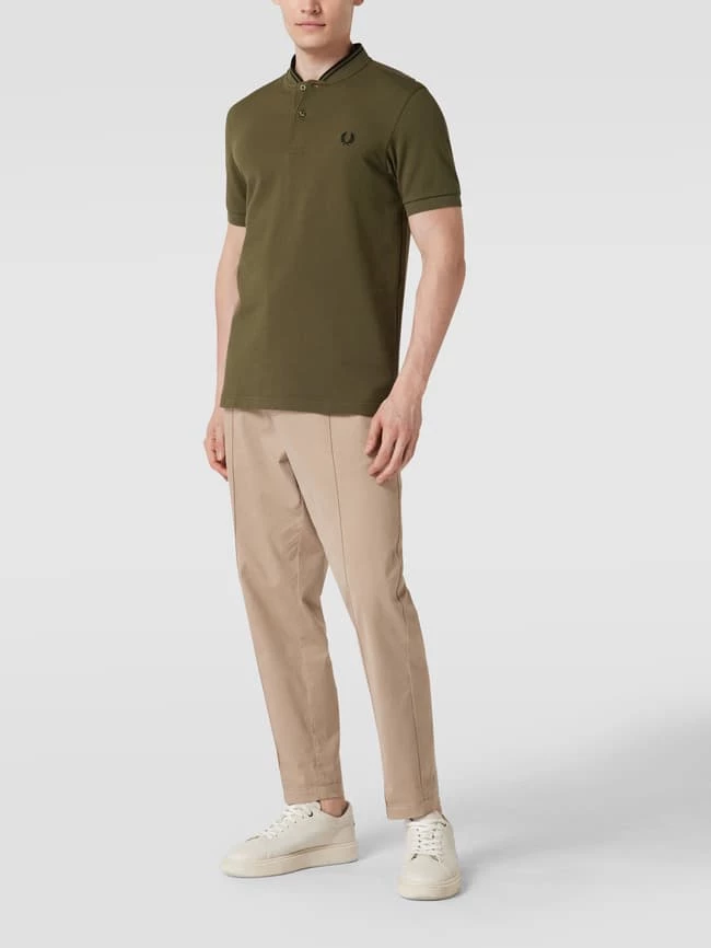 Fred Perry Poloshirt Mit Logo-Stitching - Olivgrün 1 Fred Perry Poloshirt Mit Logo-Stitching - Olivgrün