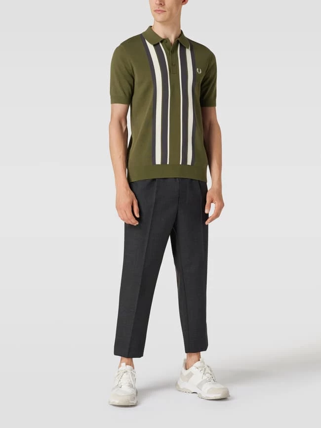 Fred Perry Poloshirt Mit Brand-Stitching Modell 'Striped Knitted Shirt' - Olivgrün 1 Fred Perry Poloshirt Mit Brand-Stitching Modell 'Striped Knitted Shirt' - Olivgrün